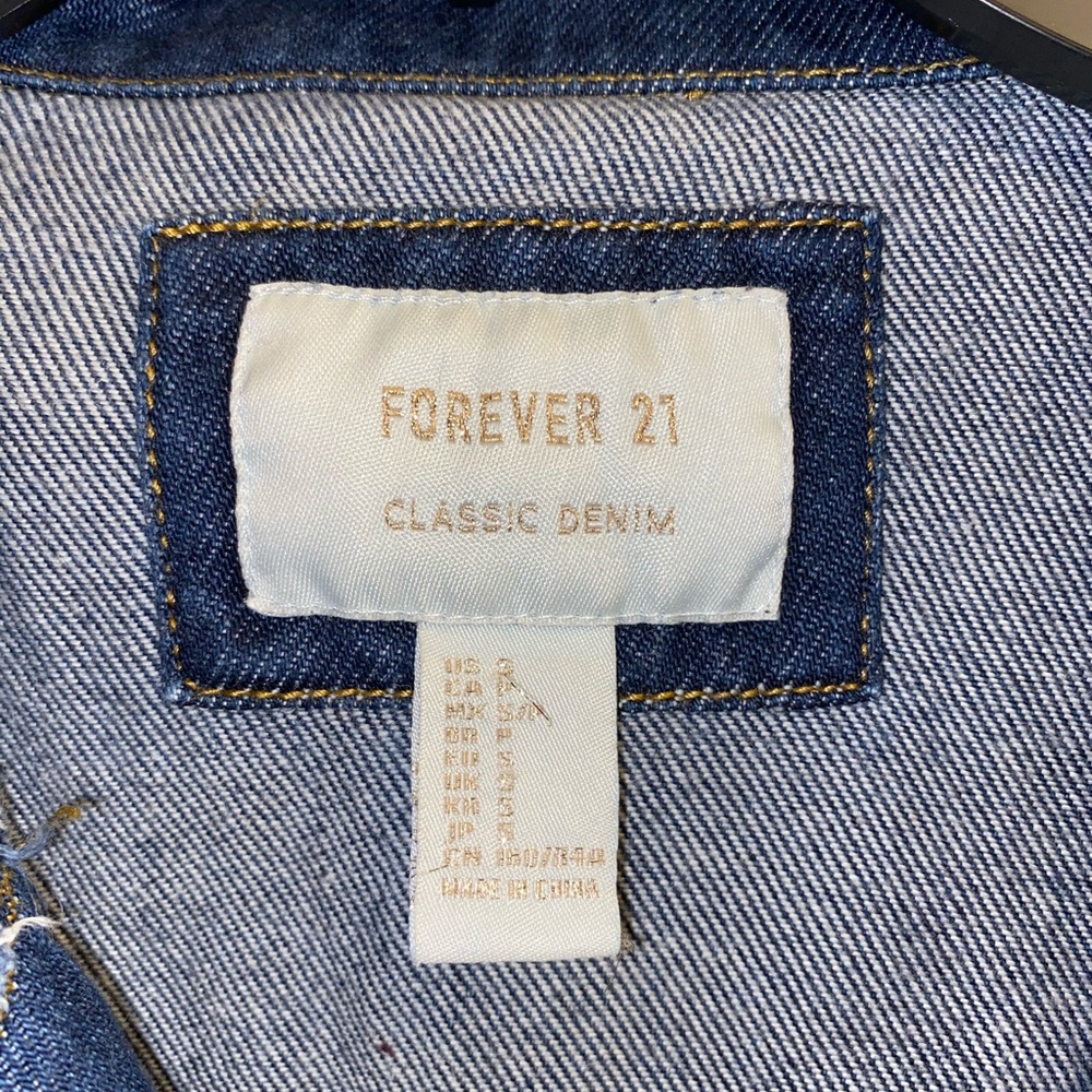 Forever21 dark wash jean jacket - Picture 5 of 5